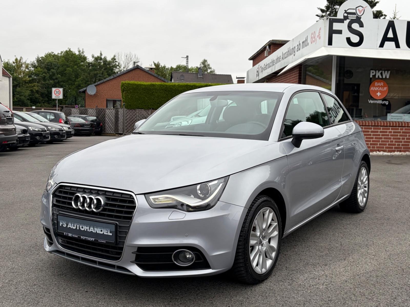 Audi A1 ambition 55.000KM XENON SCHECKHEFT
