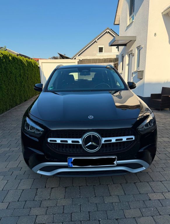 Image of Mercedes-Benz GLA 250