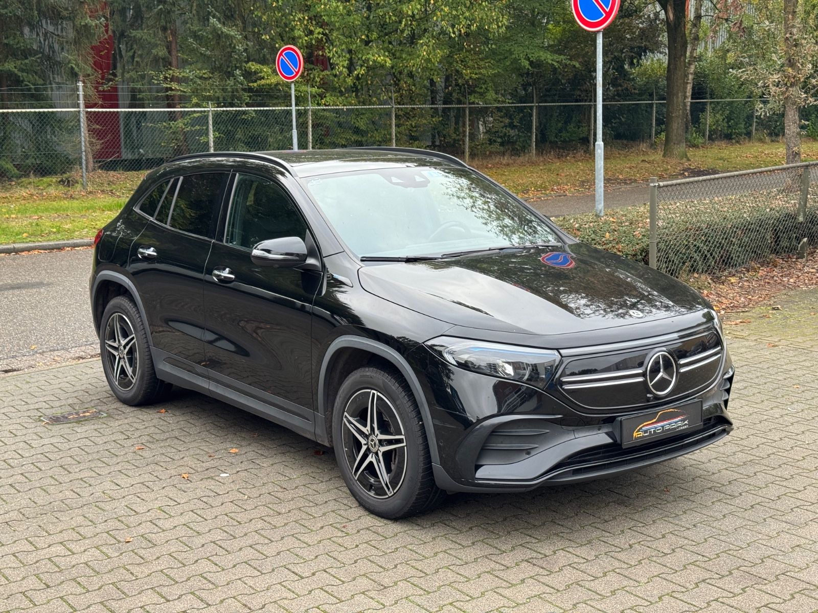 Mercedes-Benz EQA 250 *AMG Paket* 1 Hand* Voll* imagem 3