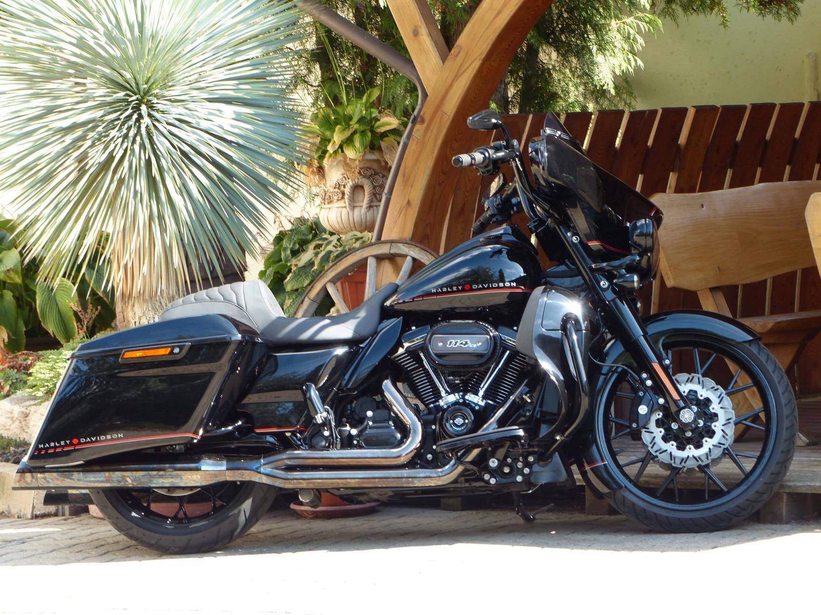 Harley-Davidson Street Glide Special 114ci Umbau TOP !