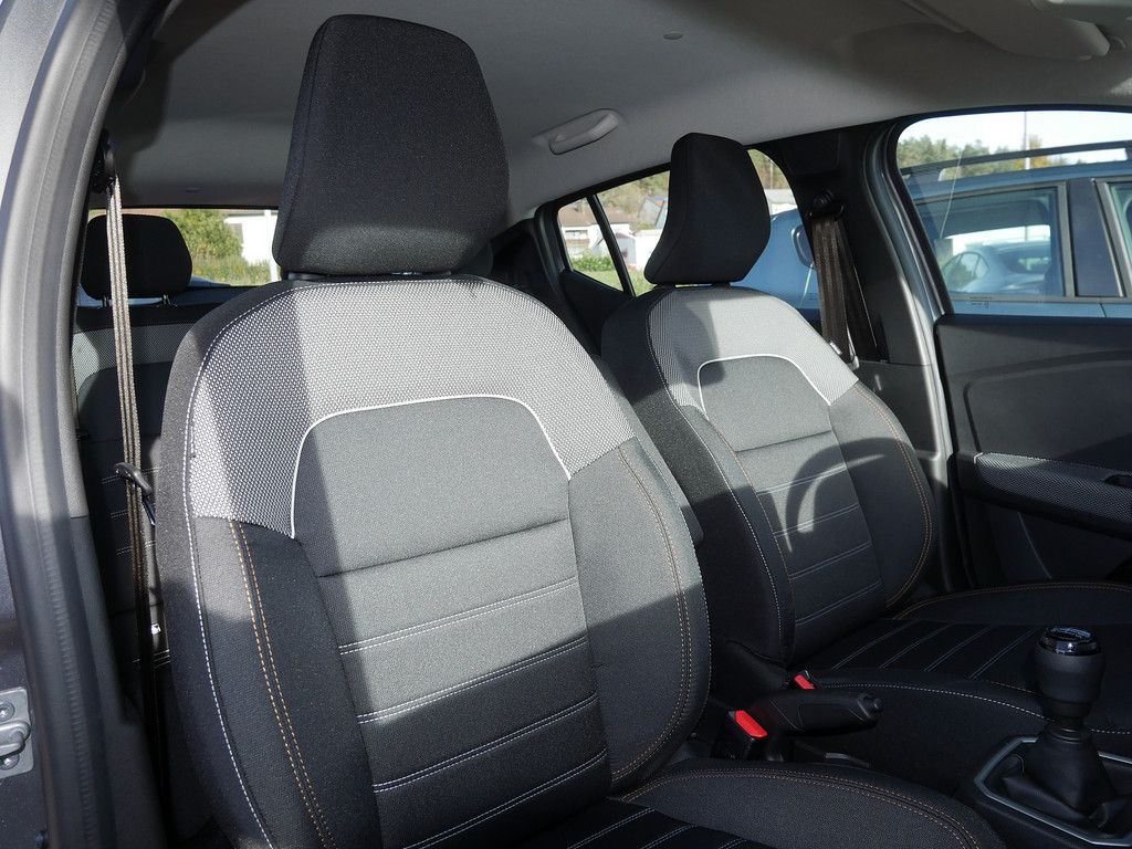 Fahrzeugabbildung Dacia Sandero Stepway Expression TCe 90