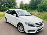 Mercedes-Benz B180 CDI Sport Bi-Xenon SHZ PDC 8xAlu HU04/2028 - Mercedes-Benz B 180: Cdi Sport