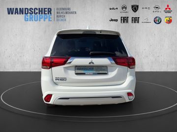 Mitsubishi Outlander Plug-in-Hybrid 2.4 4WD *SHZ*NAVI