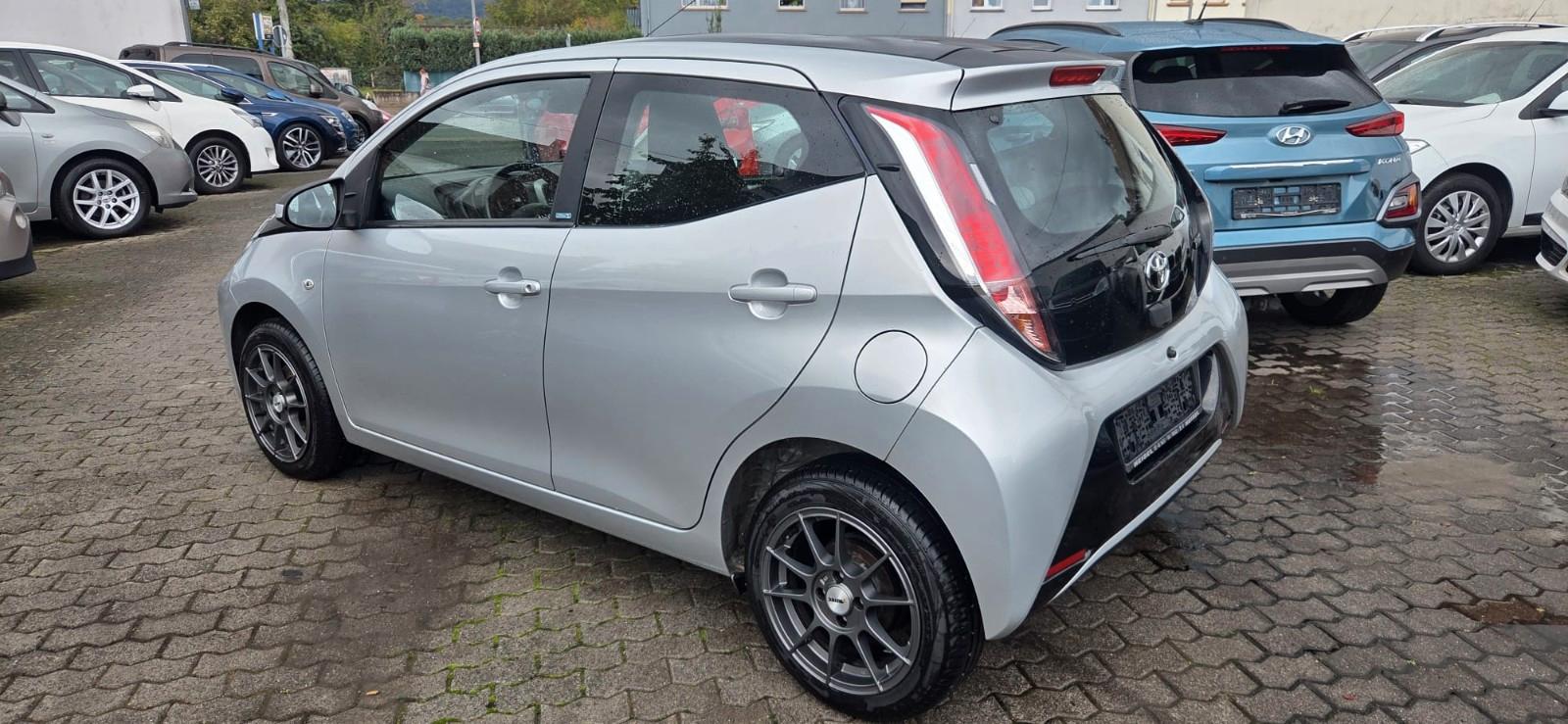 Toyota Aygo AYGO x-play Edition-S 1,0 *1-Hand*