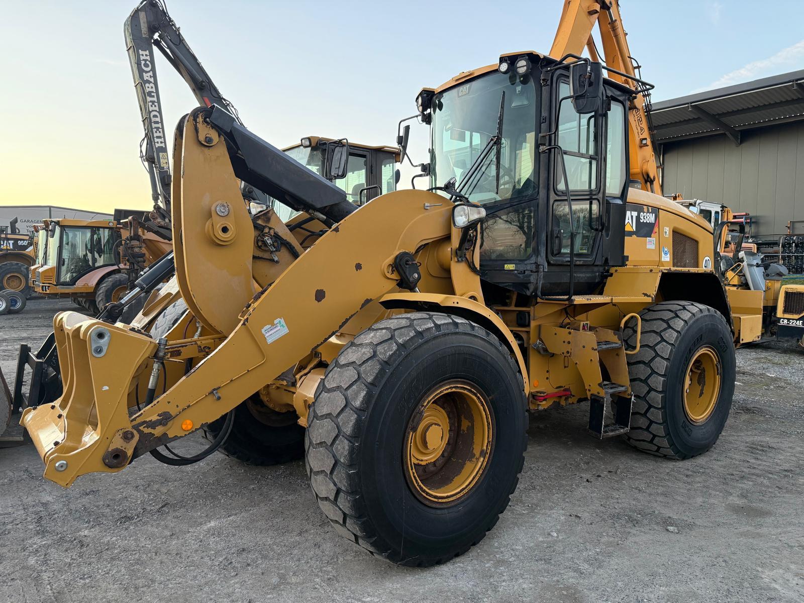 CAT 938 M