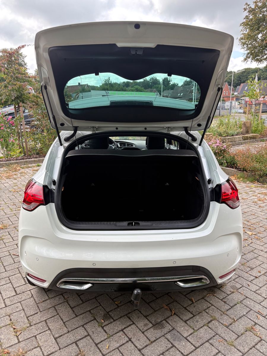Photo 11 of CITROEN DS4
