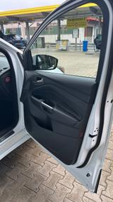 Ford Kuga *ST-Line*Klima*Leder*Bi-Xenon* - Ford Kuga von privat