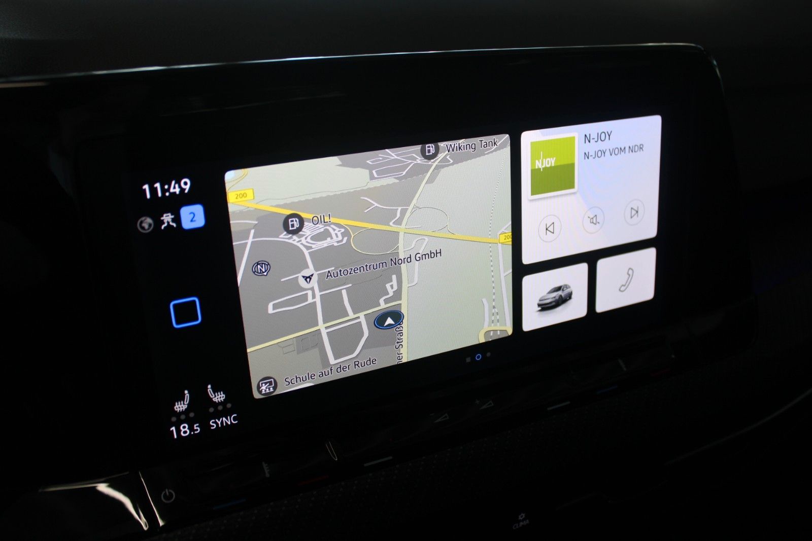 Fahrzeugabbildung Volkswagen Golf R DSG 4MOTION IQ Light Pano Performance Pak
