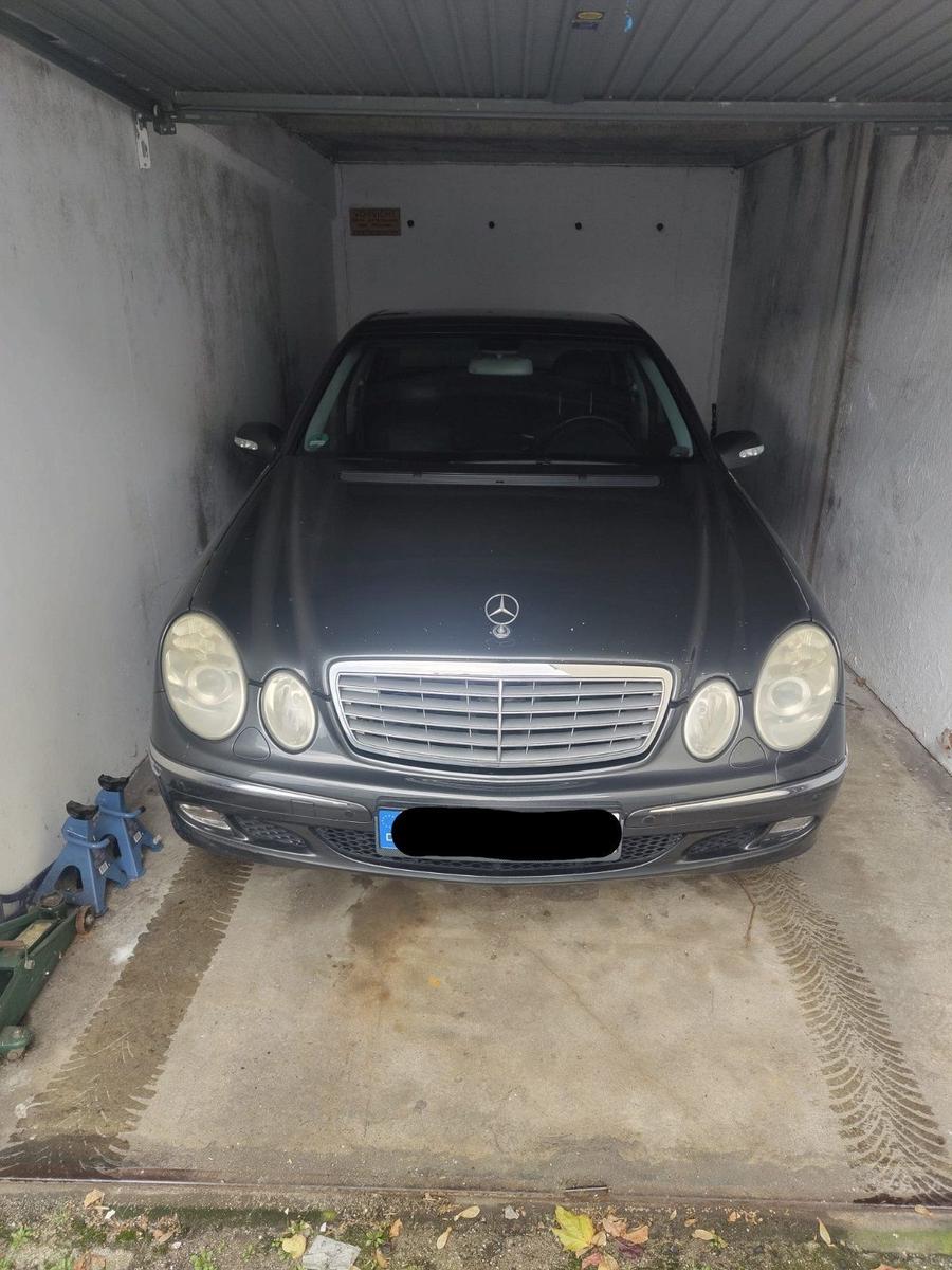 Mercedes-Benz E 320