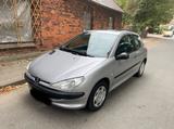 Peugeot 206 - gebrauchte Peugeot 206 aus dem Jahr 2001