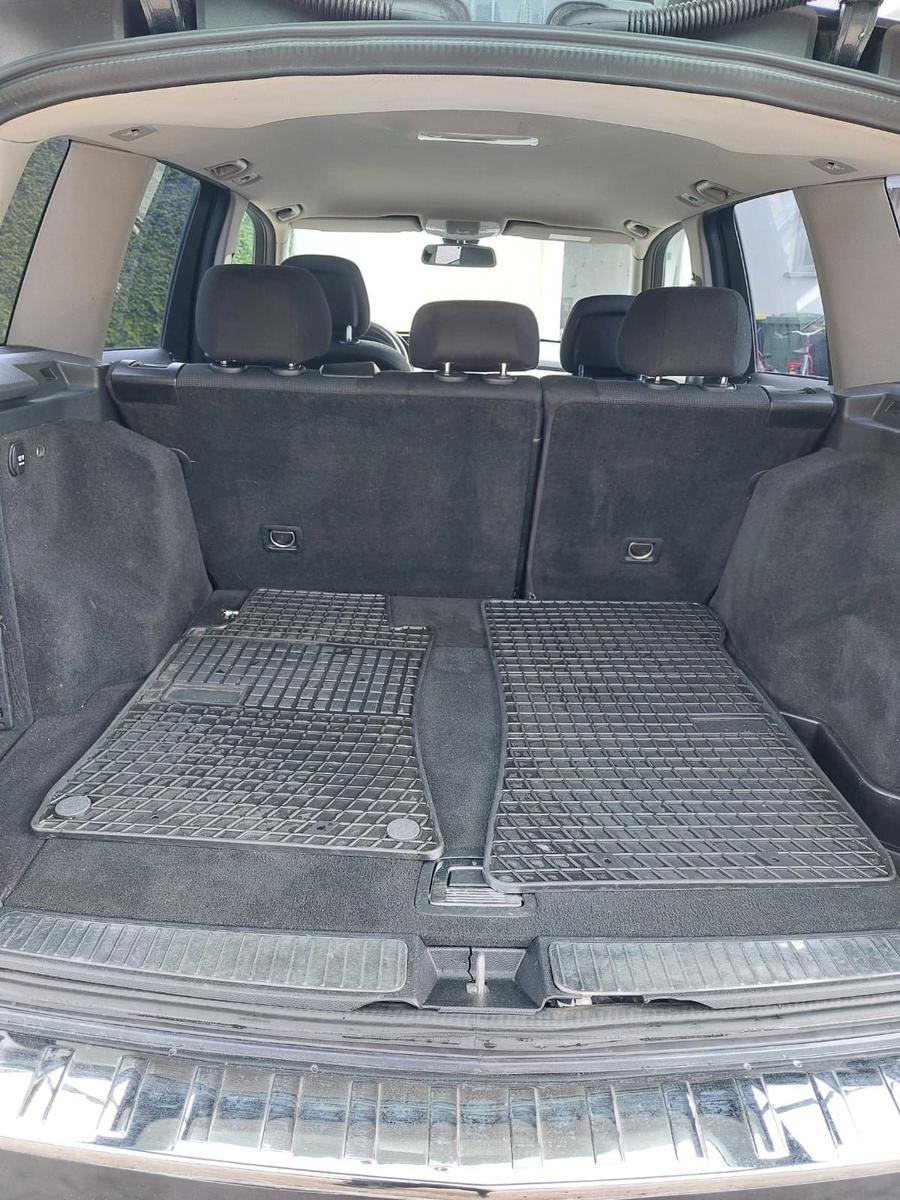 Mercedes-Benz GLK320 2008 — photo 15