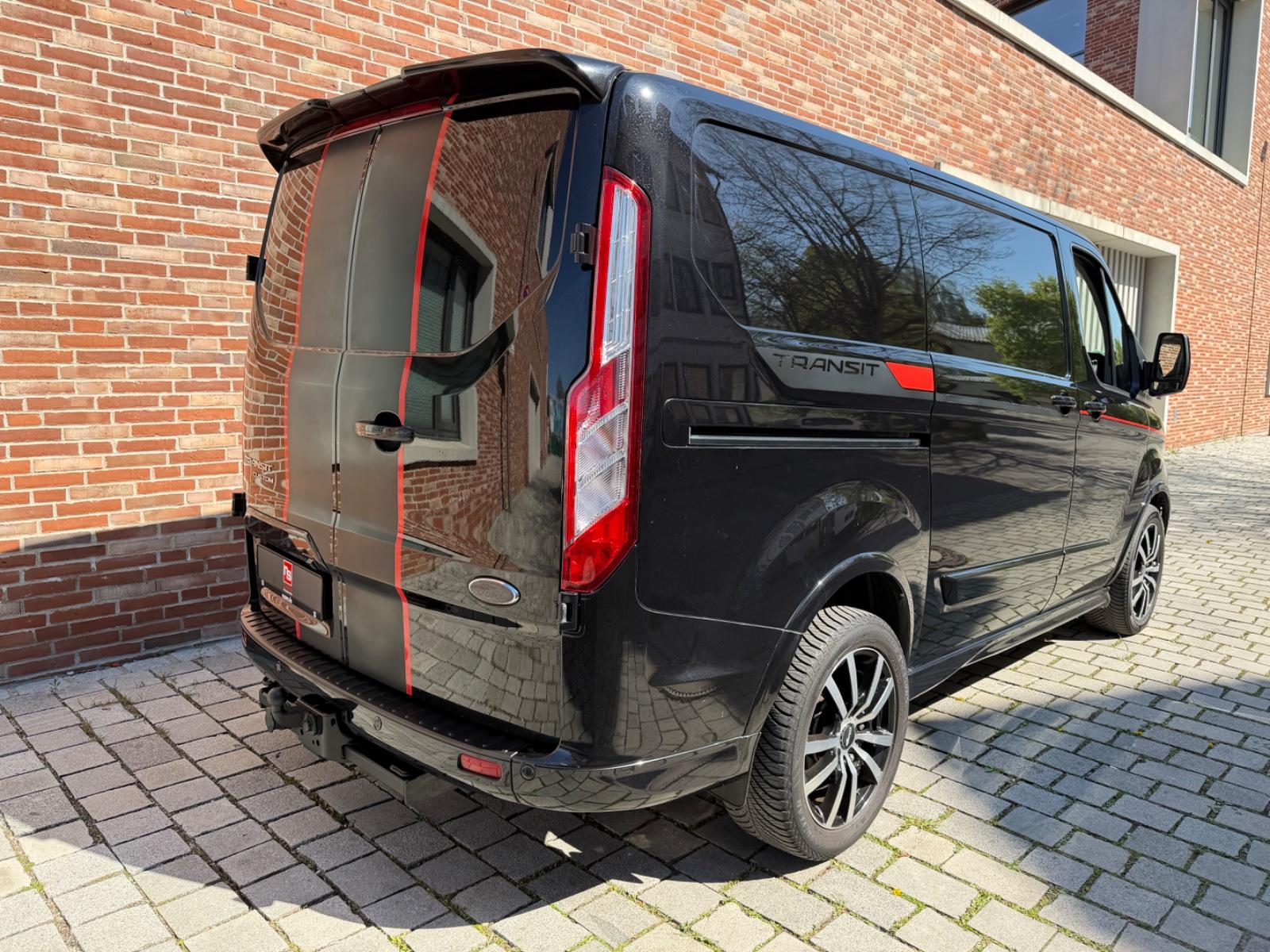 Ford Tourneo Sport - SONDERMODELL  1. HAND !