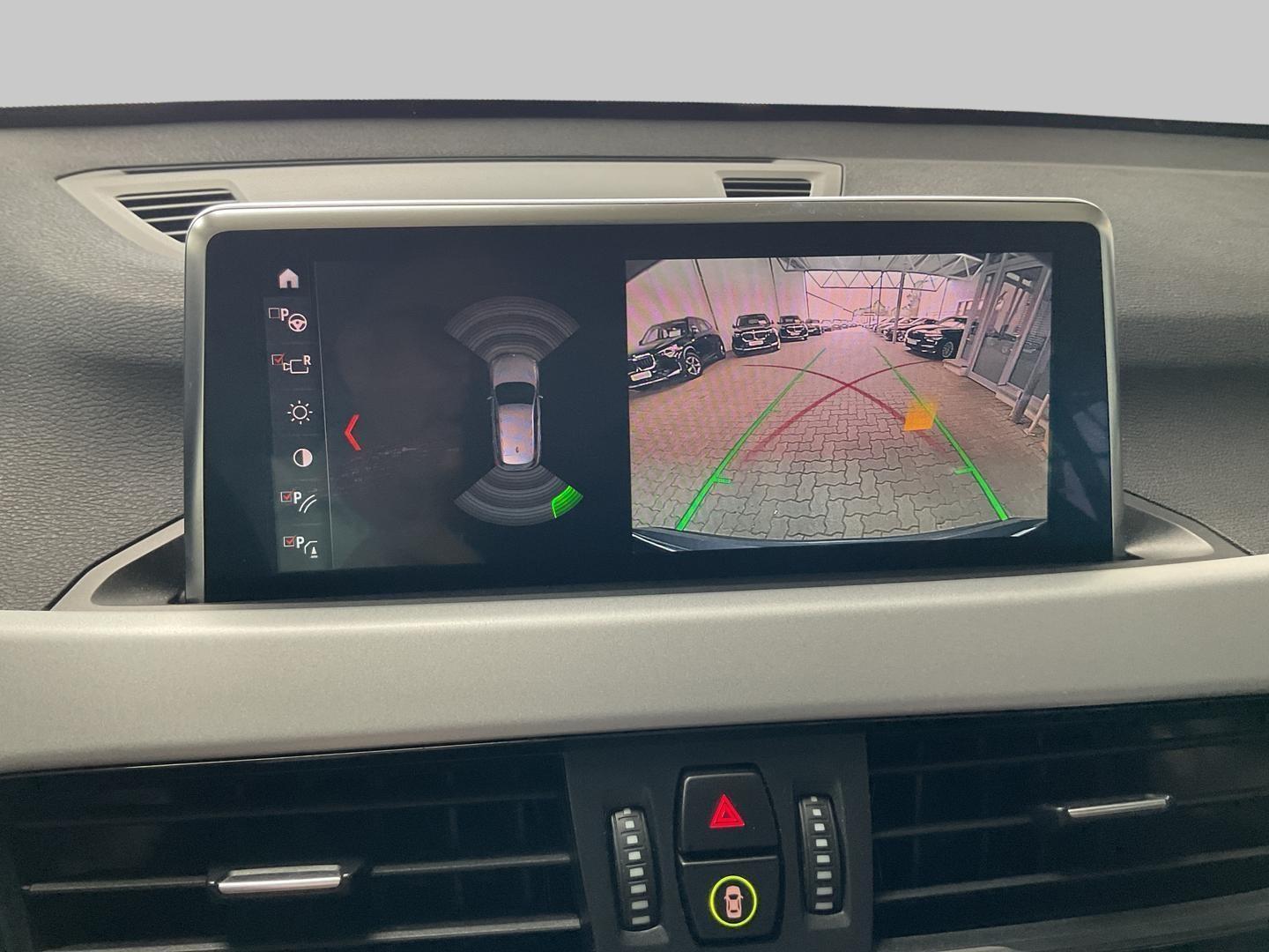 BMW X1 xDrive 20i Navi LED el-Heckklappe Klimaautom 