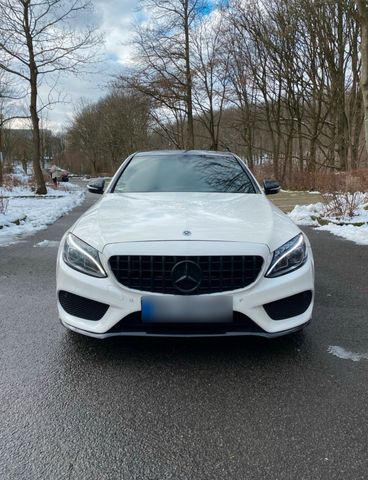 MERCEDES-BENZ Mercedes Benz C200 *AMG LINE* vollleder B...
