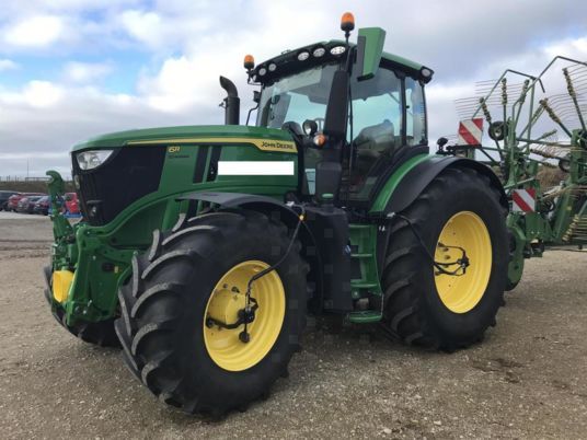 John Deere 6R 250