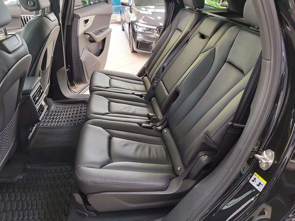Audi Q7 55 TFSI qua. S LINE ACC VIRTUAL LUFT AHK PANO