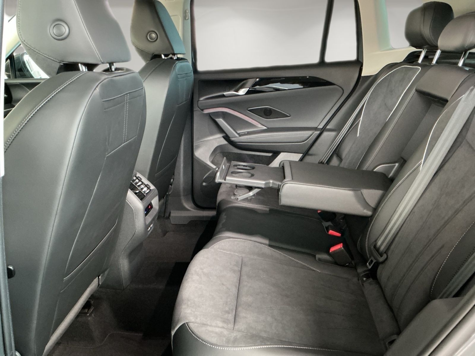 Volkswagen Tiguan - Bild 12