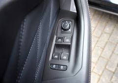 Fahrzeugabbildung Volkswagen Touareg Elegance 4Motion eHybrid Pano ACC Voll!