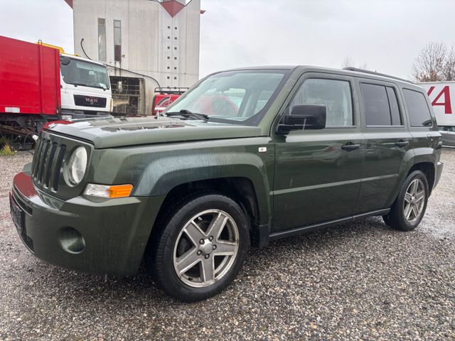 Jeep Patriot Limited 4X4 Allrad Klima Schaltgetriebe