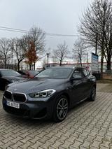 BMW X2 xDrive 25 e MSport*Panorama*Kamera*ACC*NaviP - BMW X2 mit Hybrid-Antrieb