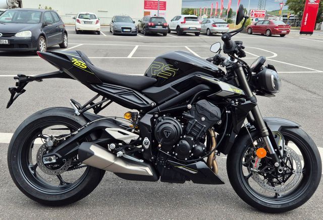 Triumph Street Triple RS