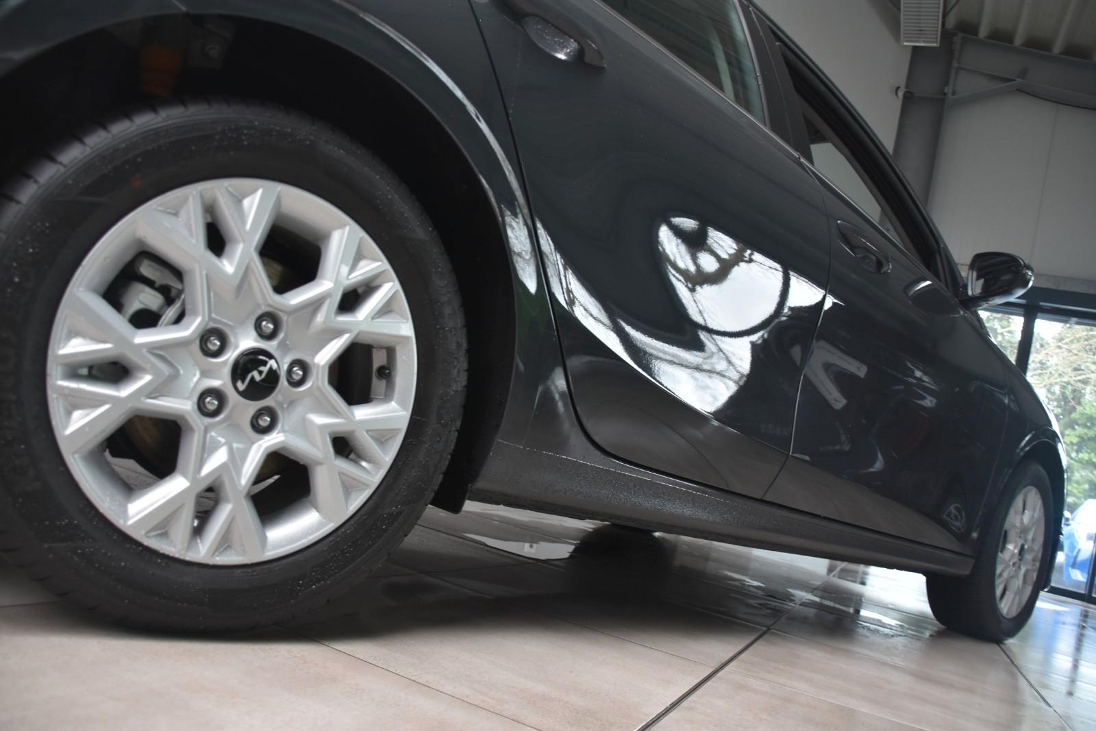 Kia Ceed SW Ultimate Edition DCT Navi Kamera SCC