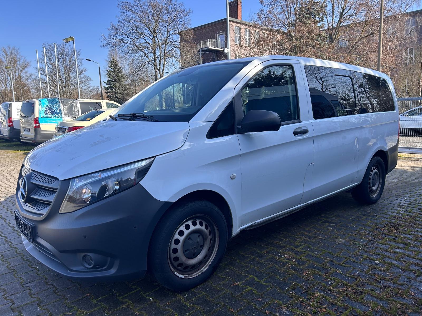 Mercedes-Benz Vito 114L 7G-Tr. 4x4 PKW 2xKlima  7-Sitz Webasto