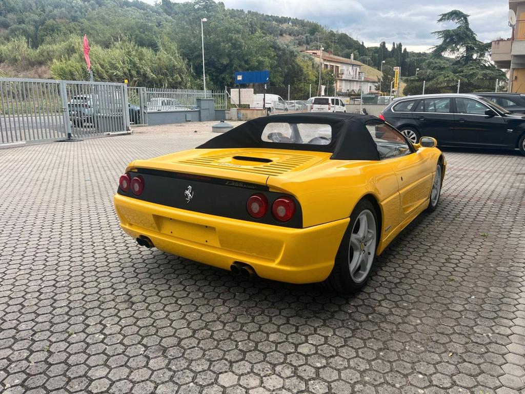 Ferrari F355