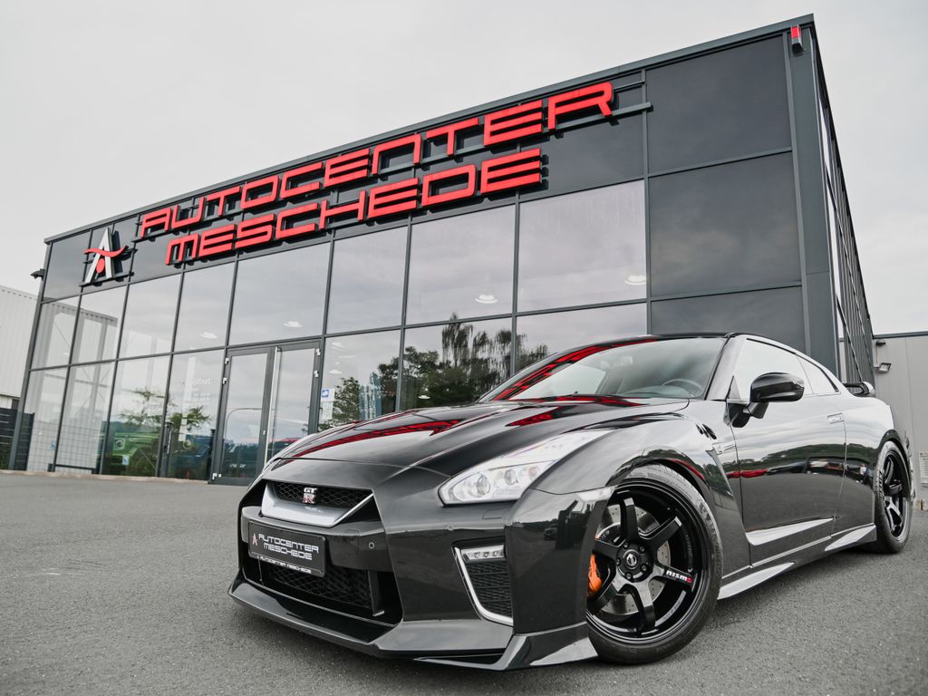 Nissan GT-R