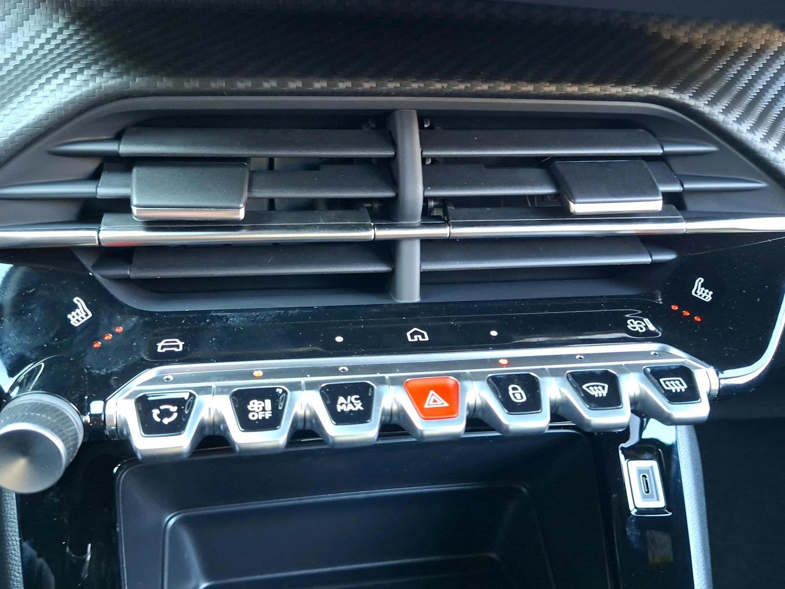 Peugeot 2008 Style Turbo 100