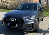 Audi Q7 60 TFSI F quattro S-Line Plug-in-Hybrid  - Audi Q7 mit Hybrid-Antrieb: Grau