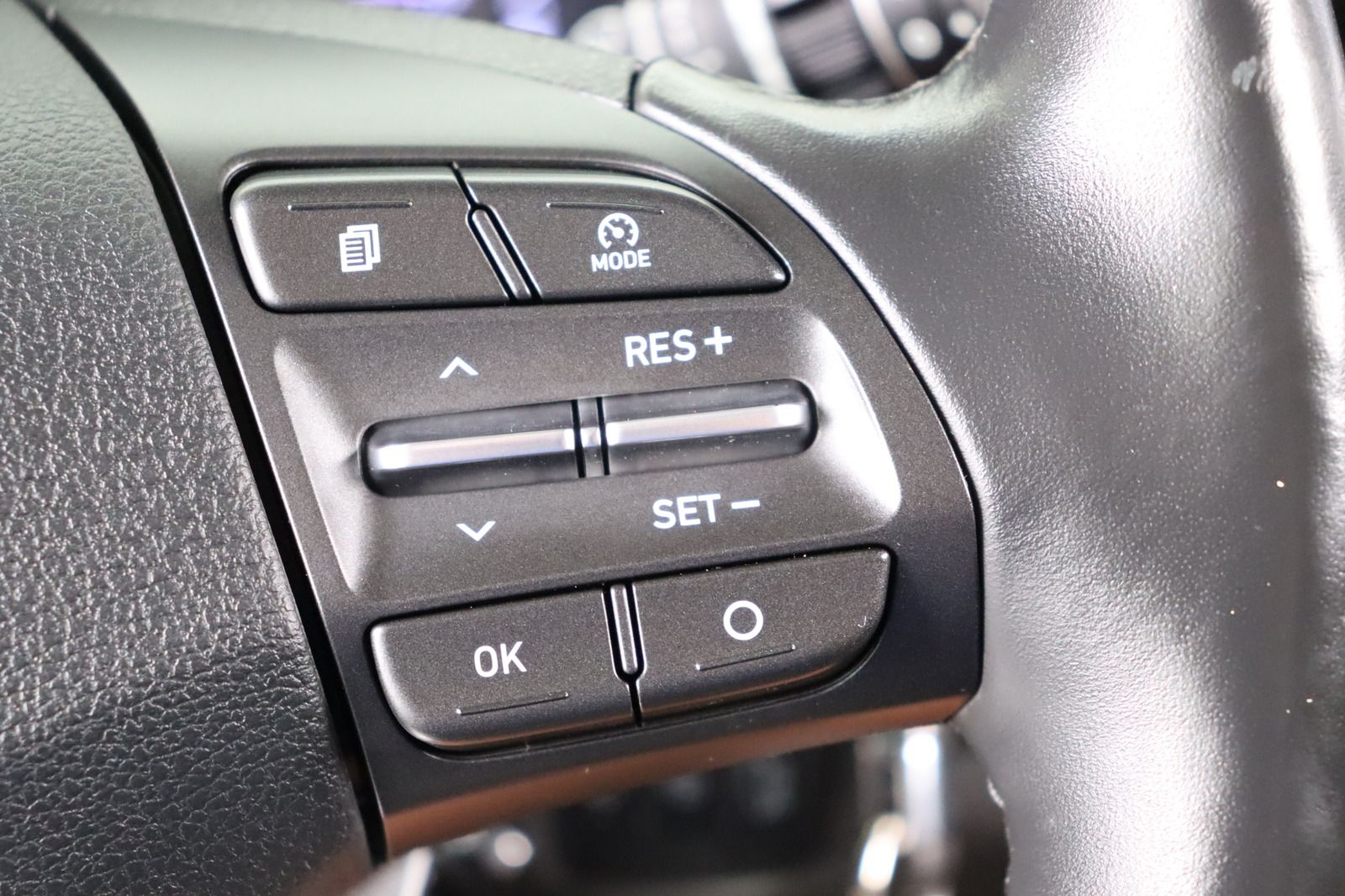 Fahrzeugabbildung Hyundai i30 T- GDi CW Family + * LED * Navi * DAB+ *