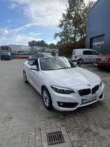 BMW 218i Cabrio Sport Line Sport Line - BMW 218 in Hamburg