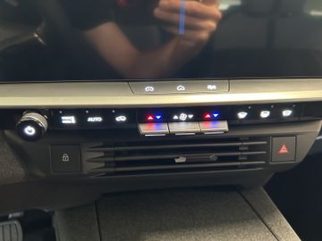 Fotografie 13 des Opel Grandland (X) Grandland Navi AHK Sitzheizung