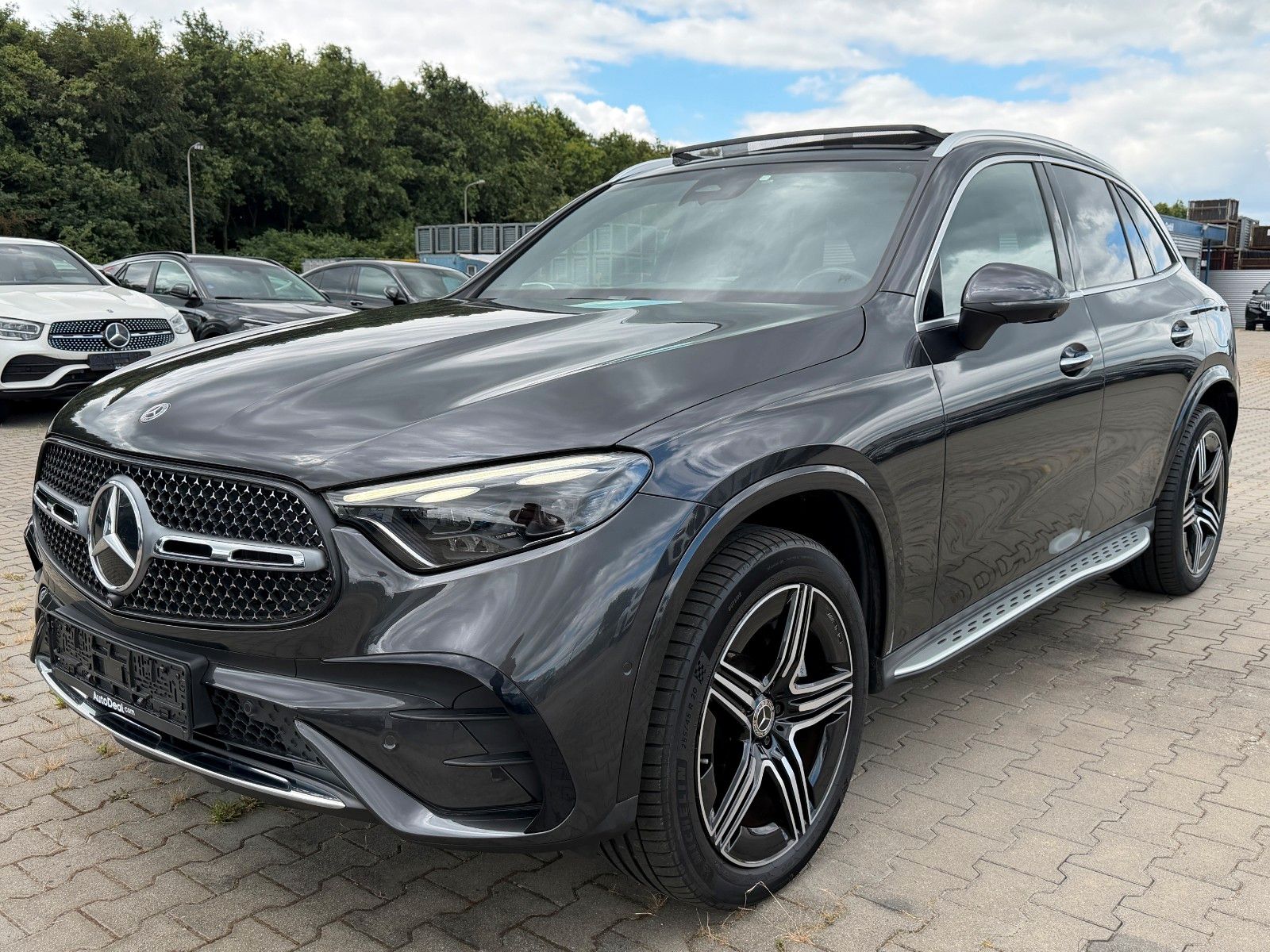 MERCEDES-BENZ GLC 300e  AMG Line 4-Matic * Panoramadach