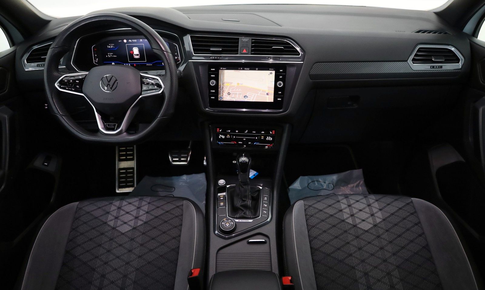 Fahrzeugabbildung Volkswagen Tiguan Allspace R-Line 4M LED,Navi,PDC,AHK