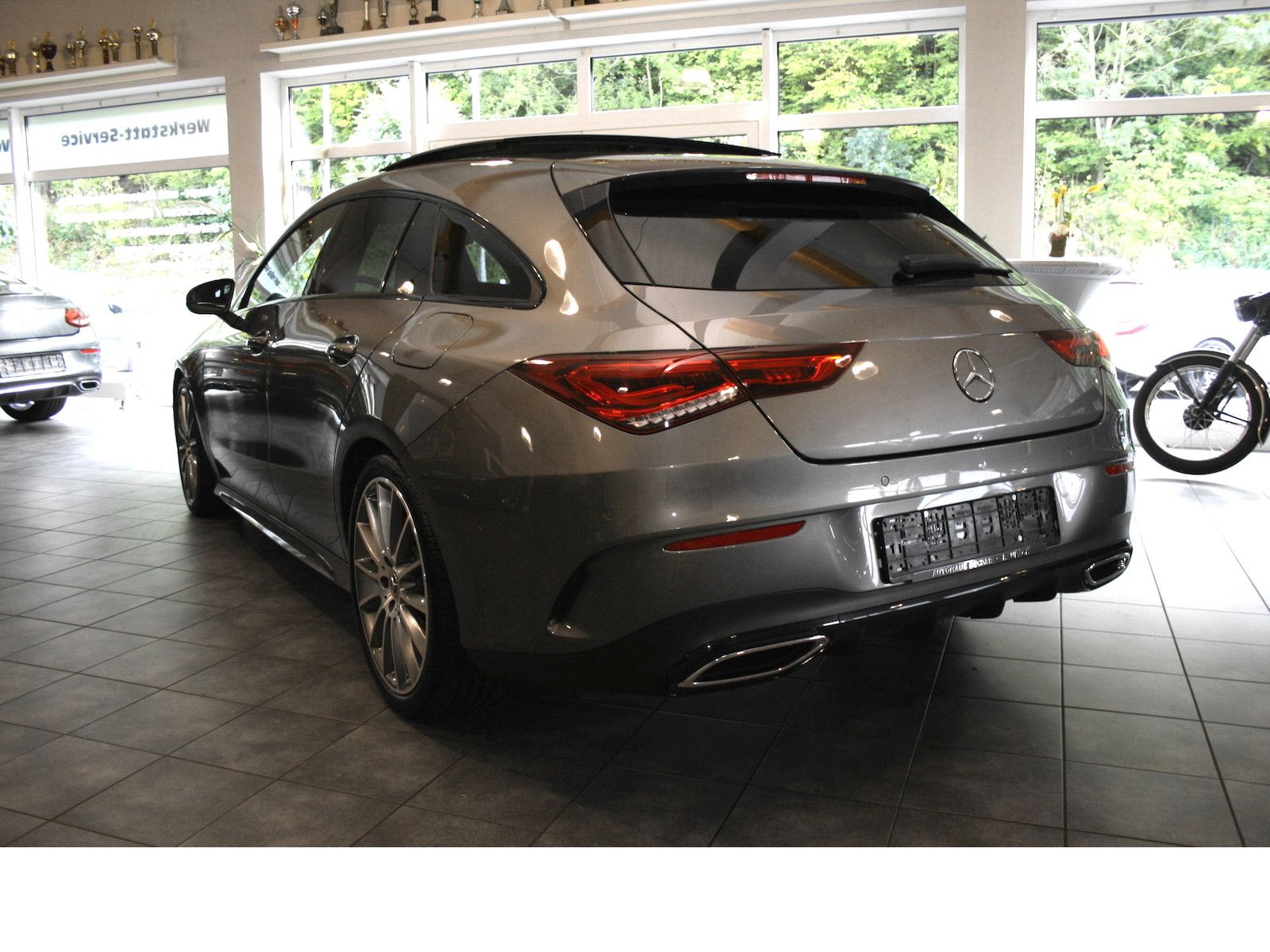Fahrzeugabbildung Mercedes-Benz CLA 200 Shooting Brake AMG *MBUX*19 Zoll*Night*A