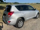 Toyota RAV4 Executive,4x4,Leder,Navi,Glasdach,Kamera - Toyota RAV 4 mit Diesel-Antrieb: Leder, Allradantrieb