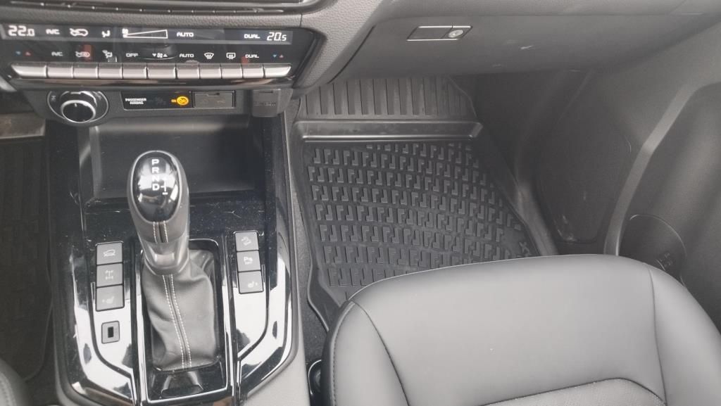 Erstes Annaberger Autohaus - Isuzu D-MAX Double Cab 4x4, V-Cross, AHZV, Hard-Top - Bild 13 Erstes Annaberger Autohaus - Isuzu D-MAX Double Cab 4x4, V-Cross, AHZV, Hard-Top - Bild 13