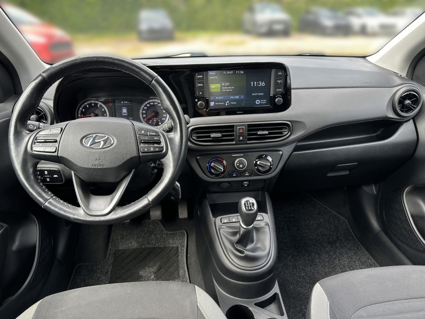 Hyundai i10 Trend 1.0 RFK SHZ LenkradHZG Allwetter Klima, миниатюра 6