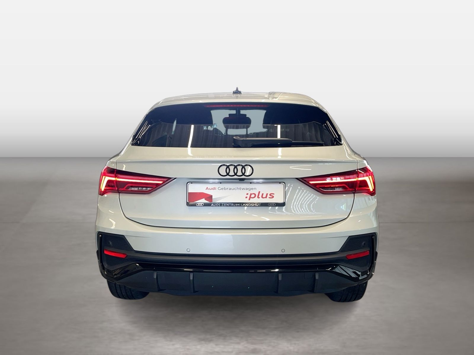 Audi Q3 Sportback 45 TFSI e S tronic S line LED 19' foto 3