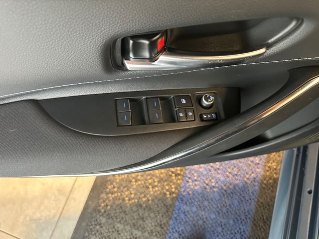 Toyota Corolla TS Hybrid Team D *wenig KM*