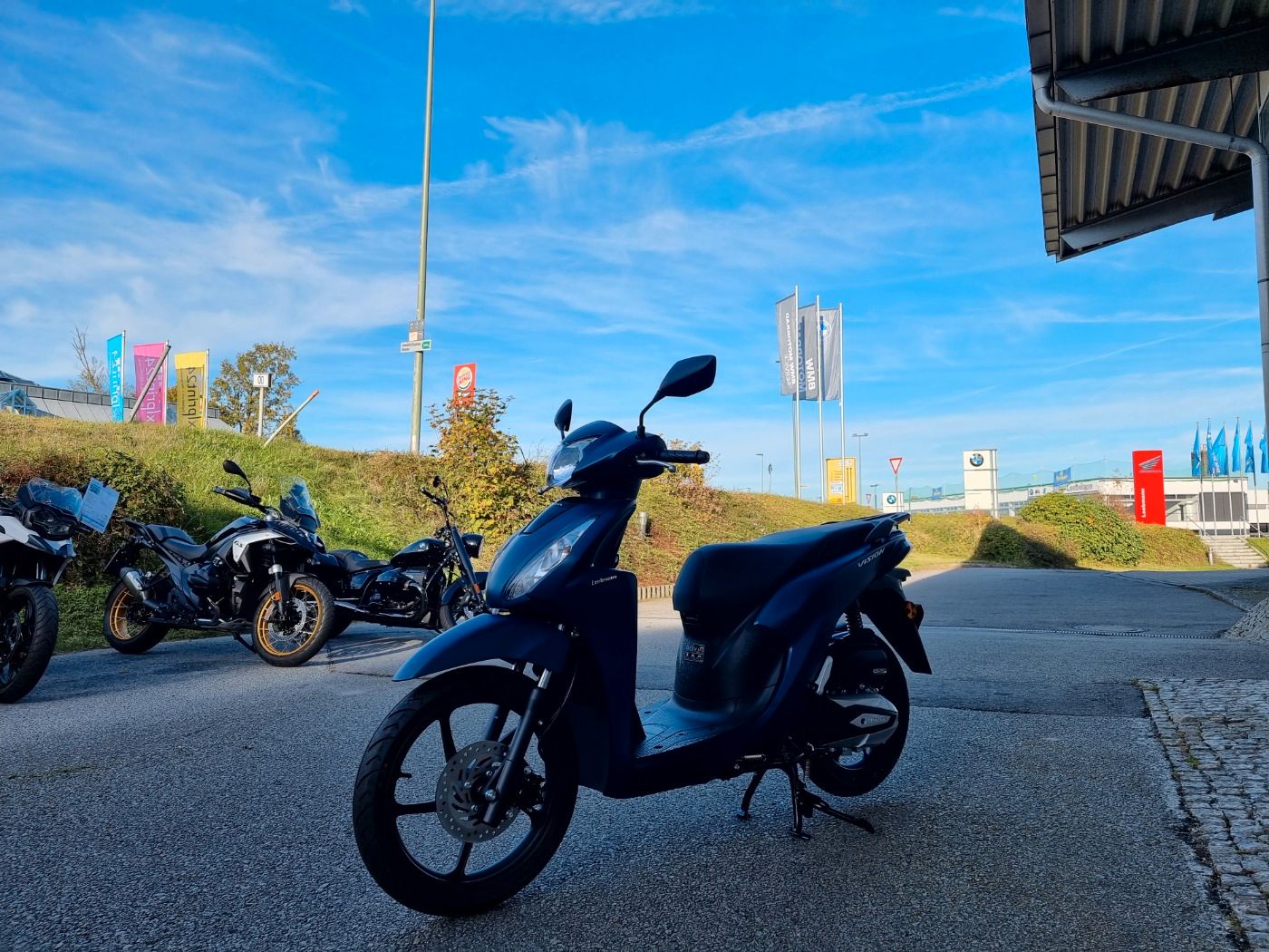 Fahrzeugabbildung Honda NSC 110 Vision 110 2024 auch NEU!