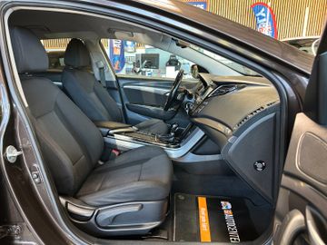 Hyundai i40 cw blue Premium *Navi*TOP*AHK*
