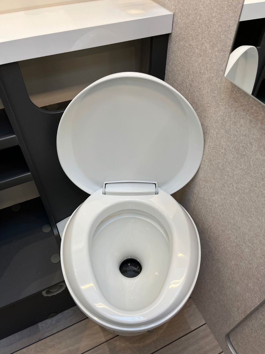 Fahrzeugabbildung Forster T 699 LF *Modell 26*Winterpaket*RFK*