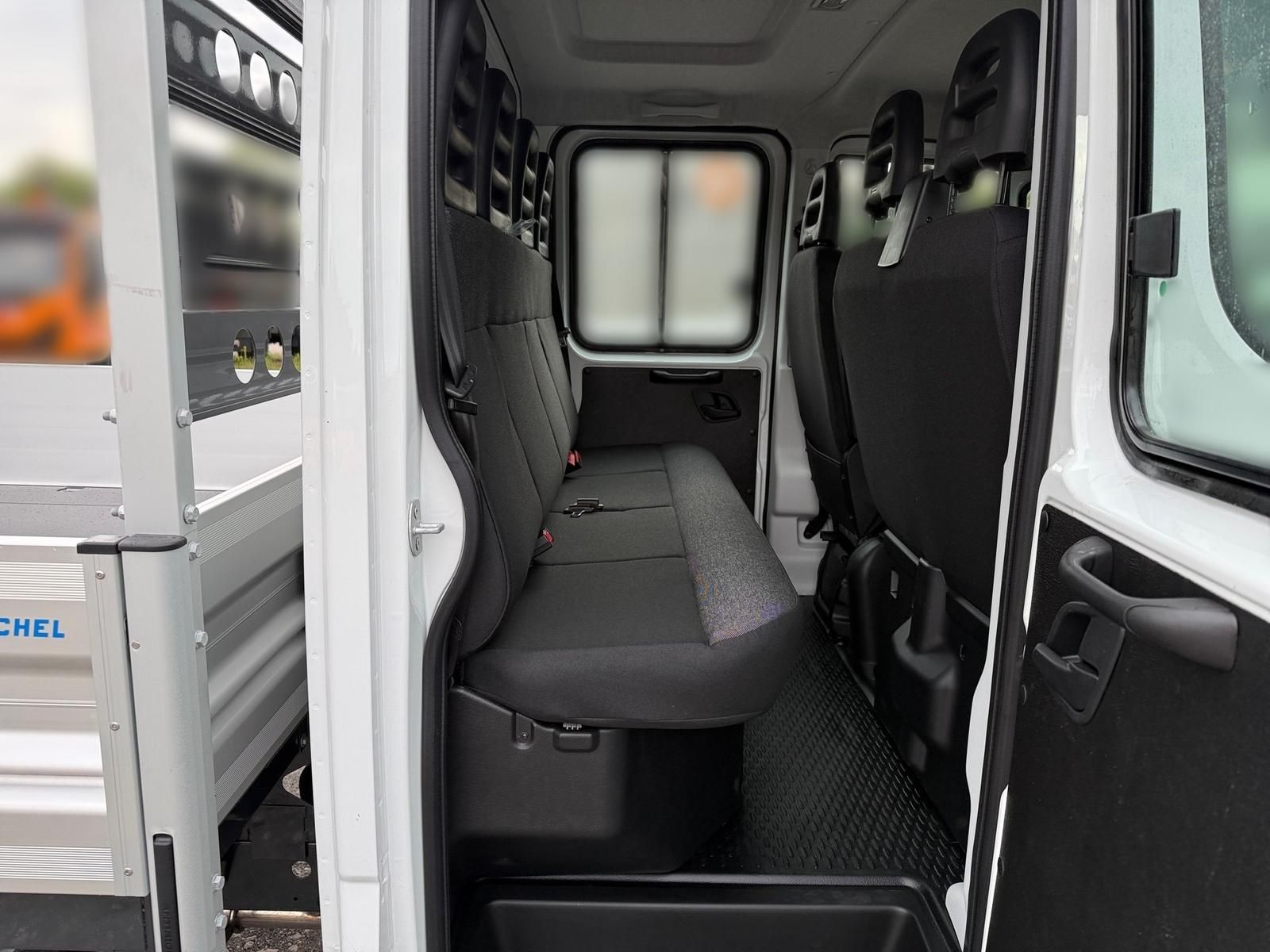 Fahrzeugabbildung Iveco Daily 35S14BA8Y D Dreiseitenkipper