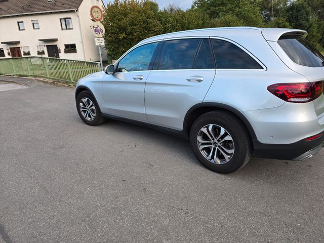 MERCEDES-BENZ GLC 200 d 4MATIC Autom. -