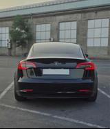 Tesla Model 3 2022 | RWD | 1. Hand | Sehr gepfle - gebrauchte Tesla Model 3 aus dem Jahr 2022