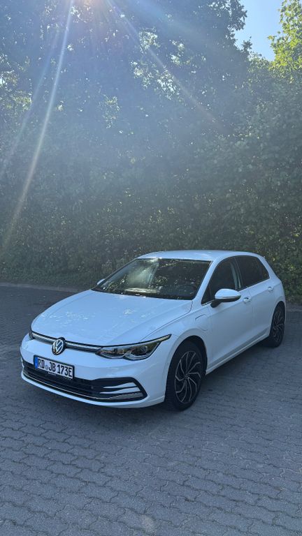 Image of Volkswagen Golf
