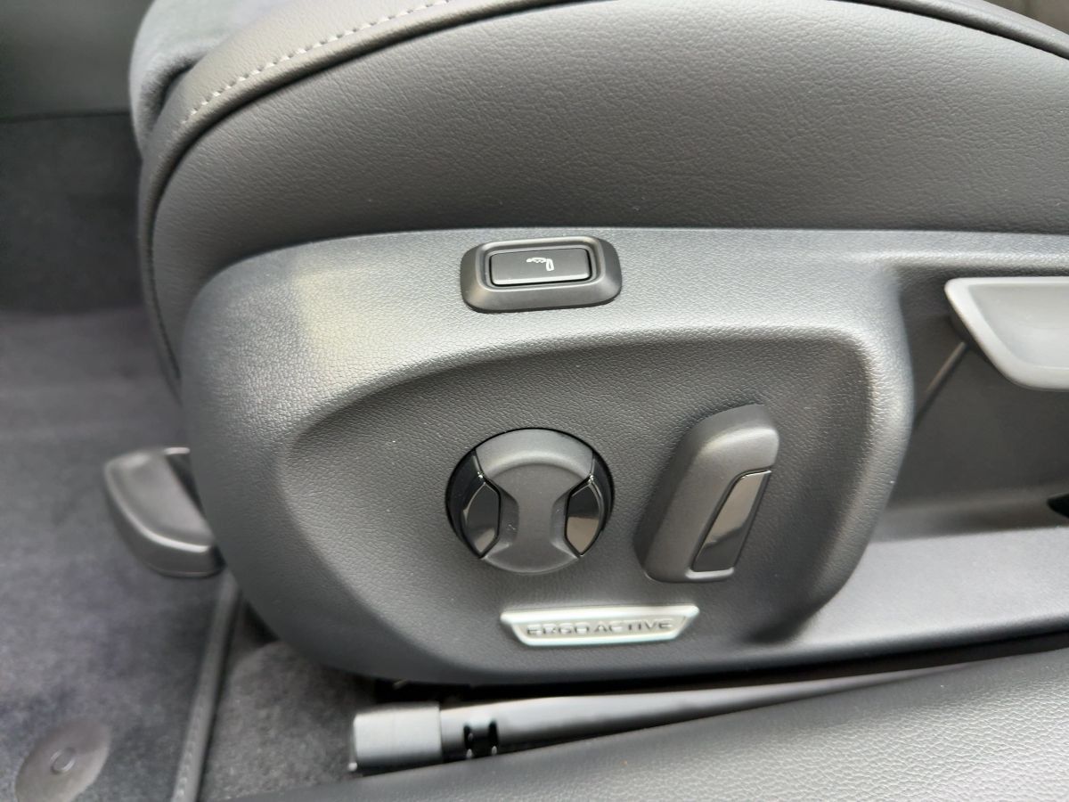Volkswagen Passat Variant - Bild 12